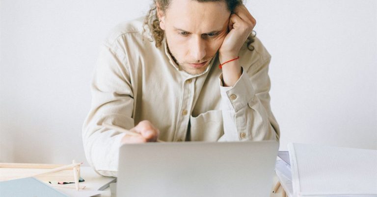 Depression vs Burnout: The Costly Misdiagnosis